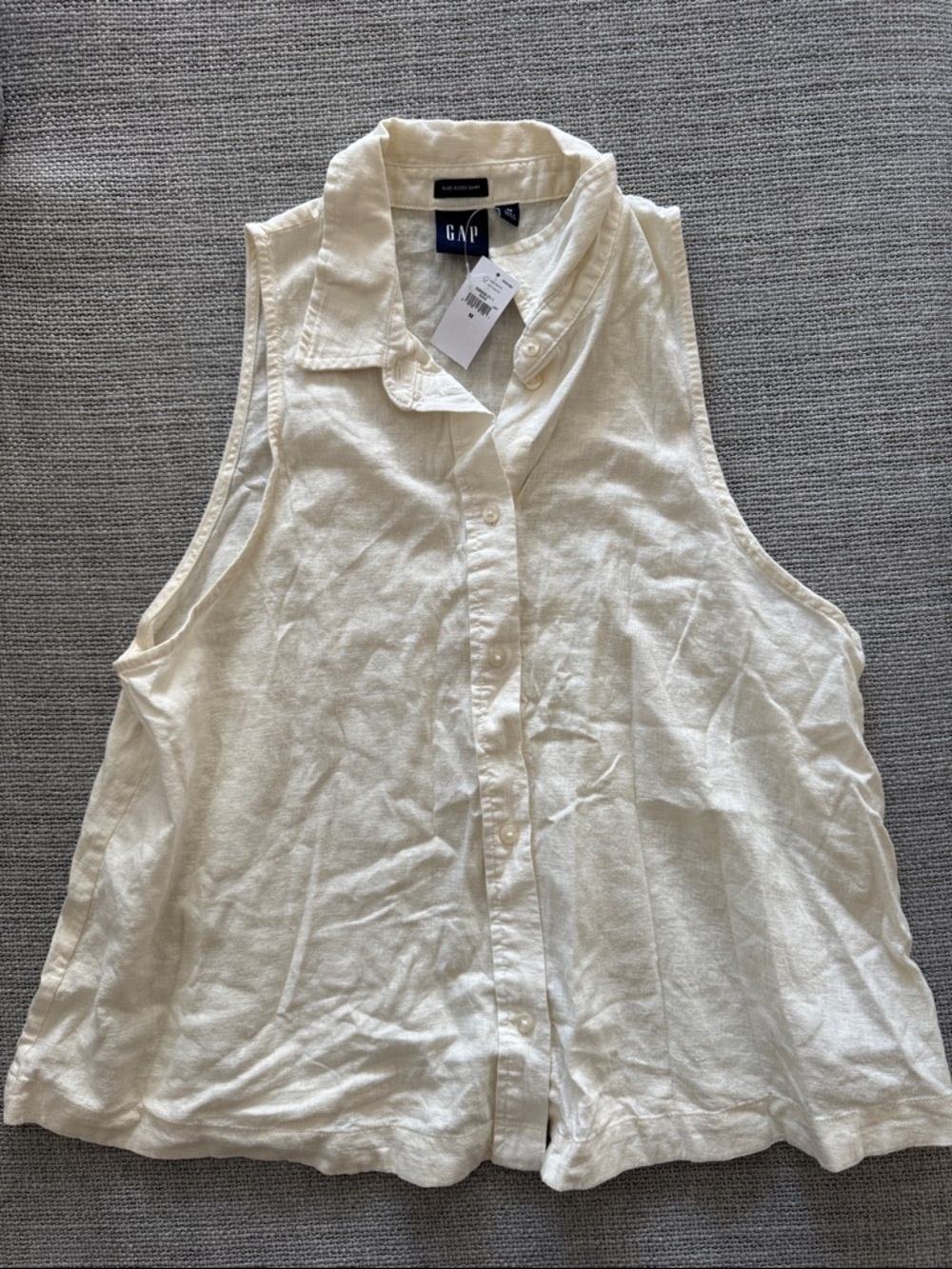 GAP Cream Sleeveless Linen-Blend Button Down Shirt